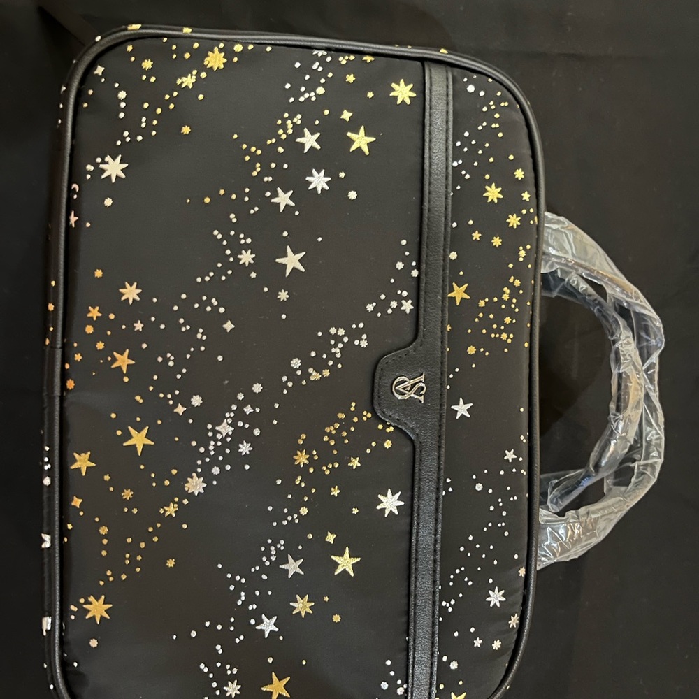 Brand new Victoria’s Secret Makeup Bag